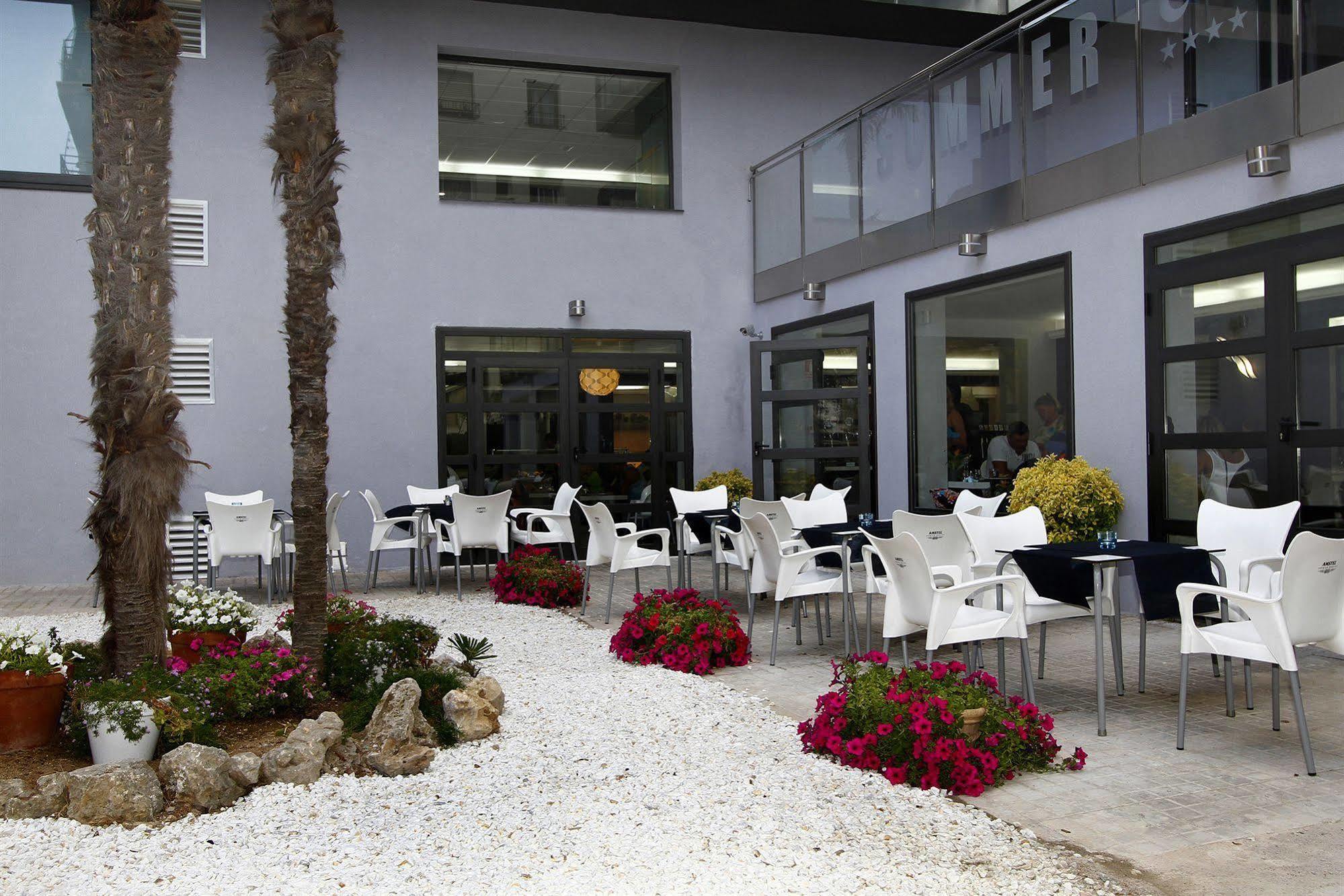 Summer Hotel 칼레라 외부 사진